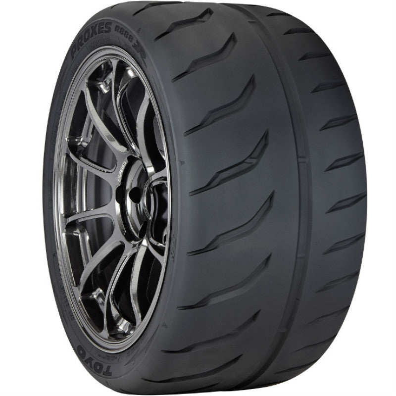 Toyo Proxes R888R Tire - 235/50ZR15 94W — Photo - Primary