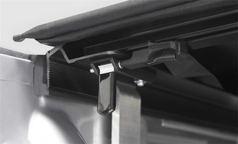 Access Vanish 17-19 Ford Super Duty F-250 / F-350 / F-450 6ft 8in Bed Roll-Up Cover — Photo - Mounted