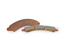 Load image into Gallery viewer, EBC 04-10 H-D Sportster XL 883 Sportster Standard Front Left/Right Semi-Sintered Vee Brake Pads