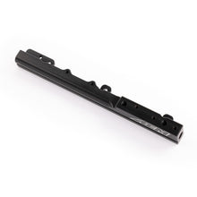 Load image into Gallery viewer, AEM 99-00 Honda Civic Si Black Fuel Rail — Photo - out of package