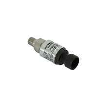 Load image into Gallery viewer, AEM 34 BAR MAP or 500 PSIA Stainless Steel Sensor Kit — Photo - out of package