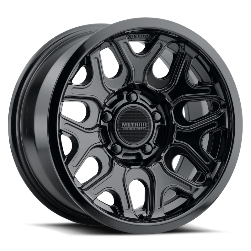 Method MR322 20x10 -18mm Offset 8x180 BP 130.81mm CB Gloss Black Wheel