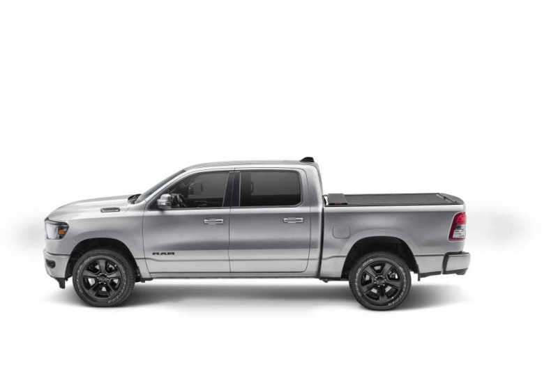 Roll-N-Lock 19-23 RAM 1500 w/o Swing Gate Tailgate SB 76.3in M-Series Retractable Tonneau Cover